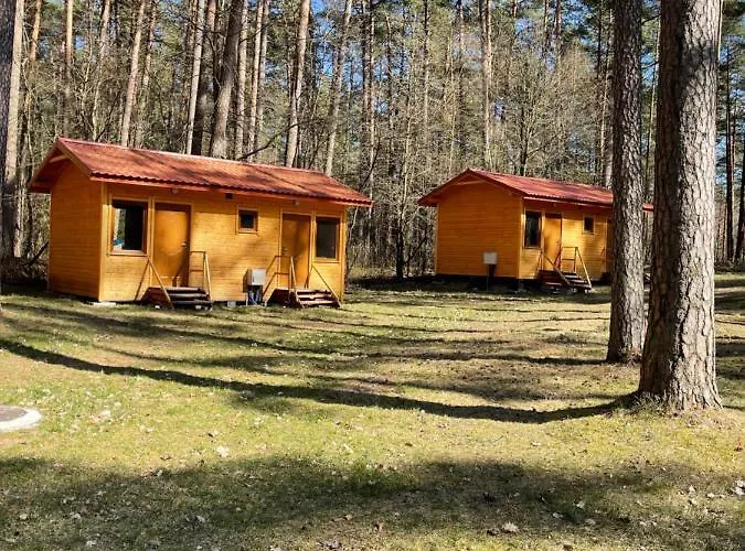 Domki I Pole Namiotowe Pod Sosnami